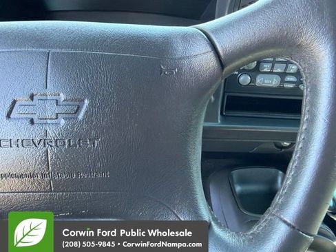 Used 1997 Chevrolet Blazer LS w/ Preferred Equipment Group AWD/4WD image 18