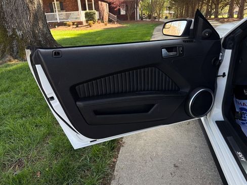 Used 2013 Ford Mustang Shelby GT500 image 42