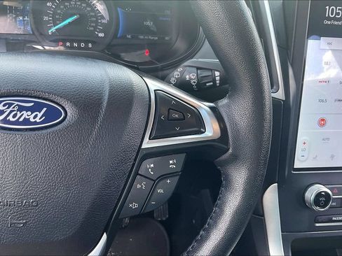 Used 2024 Ford Edge SEL AWD/4WD image 12