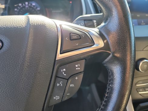 Used 2019 Ford Edge SEL w/ Equipment Group 201A image 27