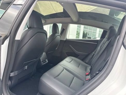 Used 2024 Tesla Model 3 Long Range AWD/4WD image 9