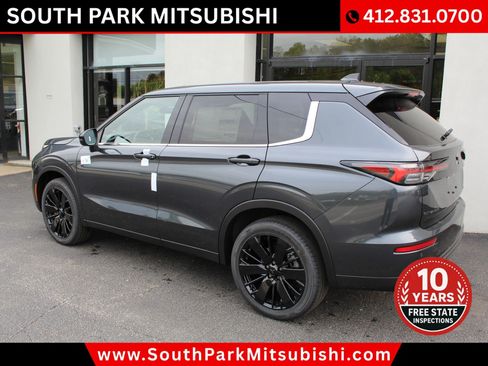 New 2026 Mitsubishi Outlander LE AWD/4WD image 6