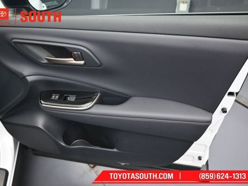 New 2026 Toyota Crown Platinum AWD/4WD image 36