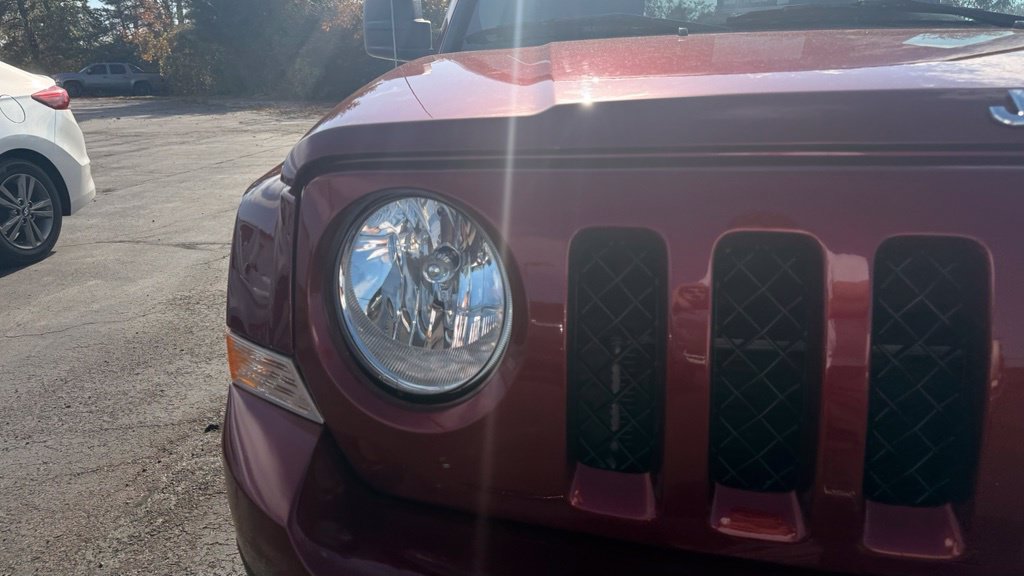 Used 2016 Jeep Patriot Sport w/ Power Value Group AWD/4WD image 9