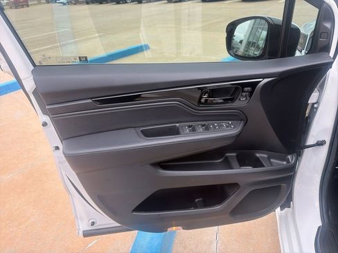 Used 2024 Honda Odyssey Elite image 22