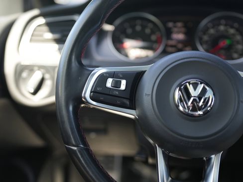 Used 2015 Volkswagen GTI SE w/ Lighting Package (SEL) FWD image 18