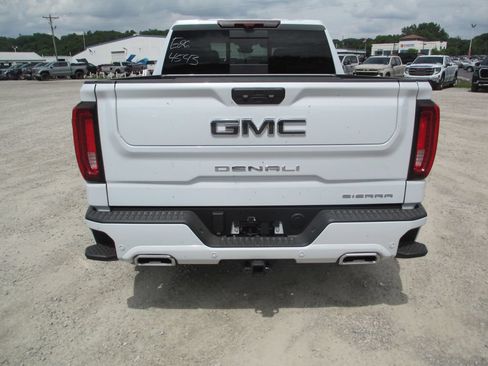 New 2026 GMC Sierra 1500 Denali Ultimate AWD/4WD image 7