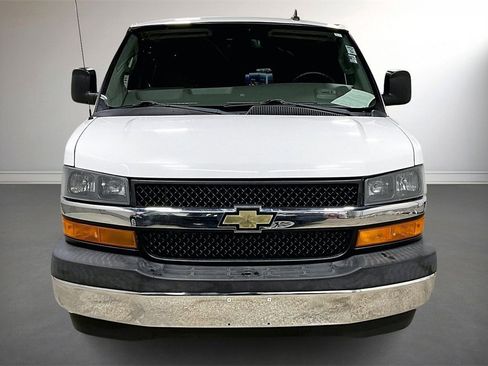 Used 2020 Chevrolet Express 3500 LT w/ LT Preferred Equipment Group image 2