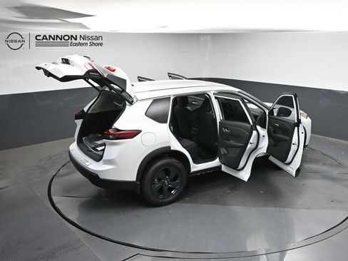 New 2026 Nissan Rogue SV FWD image 43