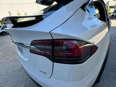 Used 2017 Tesla Model X 75D image 20