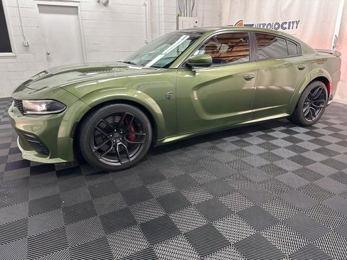Used 2021 Dodge Charger SRT Hellcat image 2