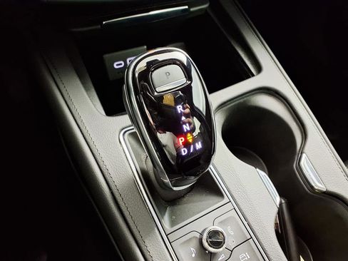 Certified 2024 Cadillac XT4 Premium Luxury image 21