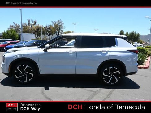 Used 2024 Mitsubishi Outlander SE FWD image 4