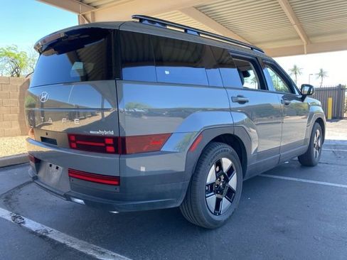 Used 2025 Hyundai Santa Fe SEL image 3