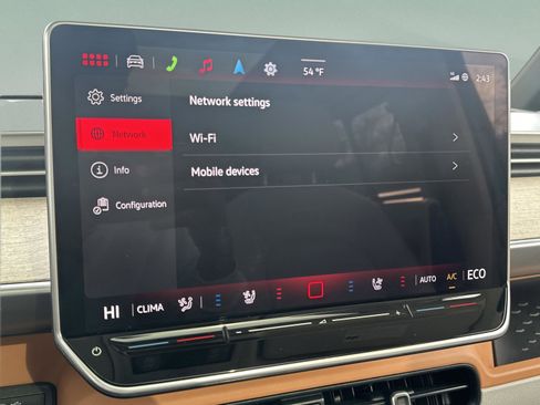 Used 2025 Volkswagen ID. Buzz 1st Edition image 14