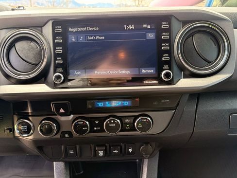 Used 2023 Toyota Tacoma TRD Sport AWD/4WD image 19