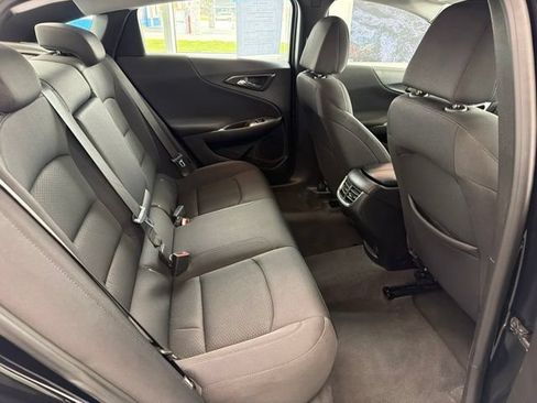 Used 2023 Chevrolet Malibu LT w/ Midnight Edition FWD image 9