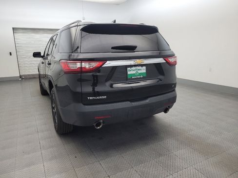 Used 2020 Chevrolet Traverse LT FWD image 6