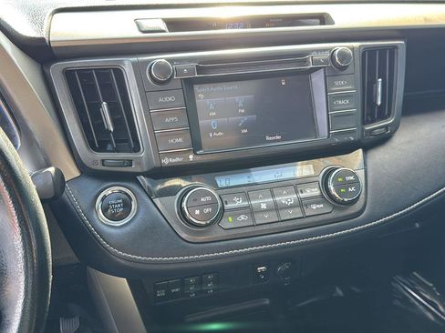 Used 2014 Toyota RAV4 Limited image 18