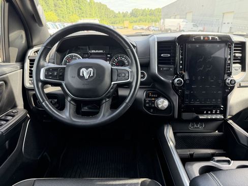 Used 2023 RAM 1500 Laramie AWD/4WD image 8