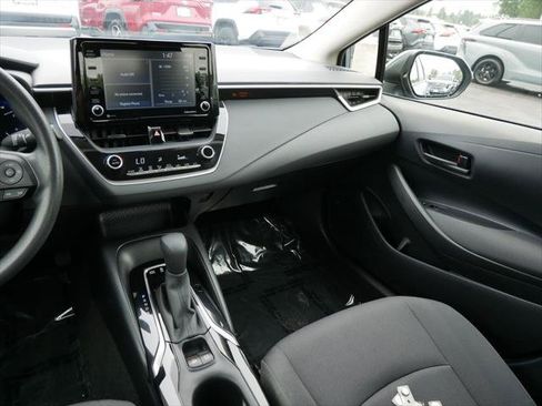 Certified 2022 Toyota Corolla LE FWD image 14