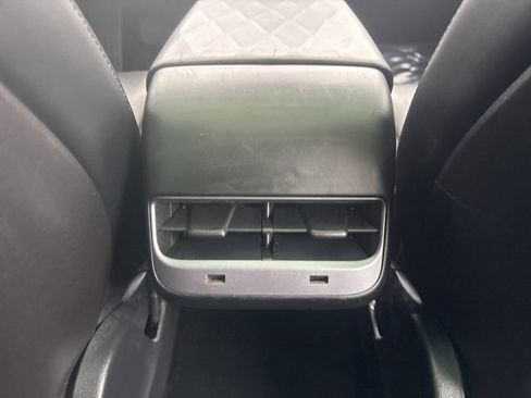 Used 2019 Tesla Model 3 Standard Range Plus image 16