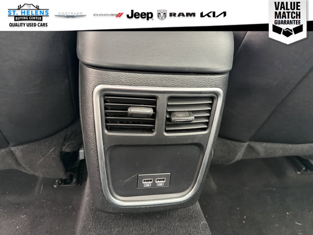 Used 2023 Chrysler 300 Touring w/ Safetytec Plus Group RWD image 15