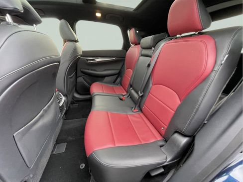 Used 2023 INFINITI QX50 Sport image 16