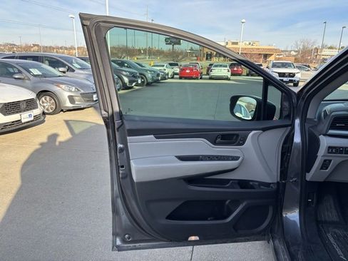 Used 2018 Honda Odyssey EX-L image 10
