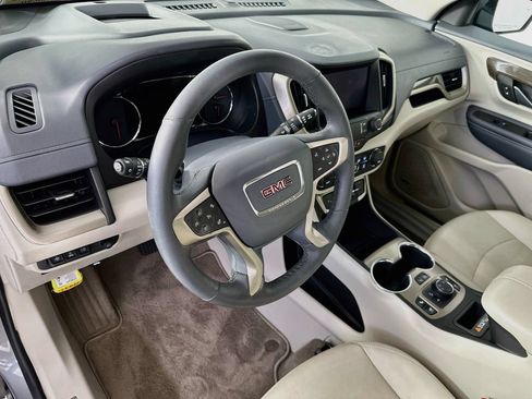 Used 2024 GMC Terrain Denali w/ Denali Premium Package AWD/4WD image 29