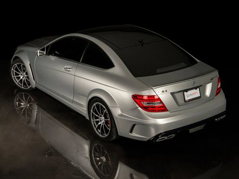 Used 2012 Mercedes-Benz C 63 AMG Coupe image 3