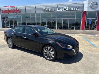 Used 2025 Nissan Altima 2.5 SL AWD/4WD video 1
