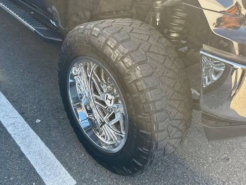 Used 2019 Ford F150 XLT w/ Equipment Group 302A Luxury AWD/4WD image 4