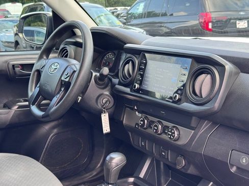 Used 2020 Toyota Tacoma SR w/ SR Convenience Package RWD image 7