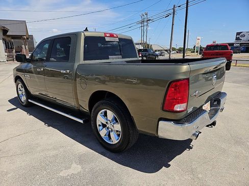 Used 2015 RAM 1500 Lone Star RWD image 4