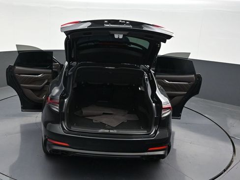 Used 2022 Maserati Levante Modena AWD/4WD image 38