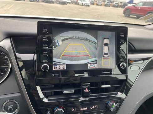 Used 2024 Toyota Camry XLE w/ Navigation Package image 21