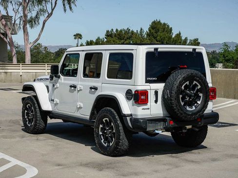 Used 2024 Jeep Wrangler Unlimited Rubicon 4xe AWD/4WD image 2