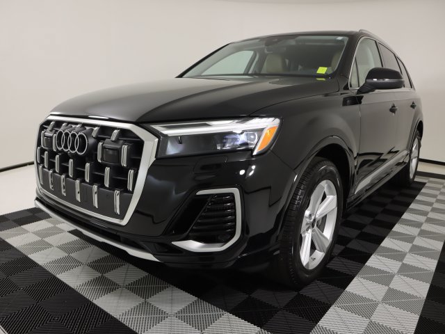 Certified 2026 Audi Q7 2.0T Premium Plus AWD/4WD image 1
