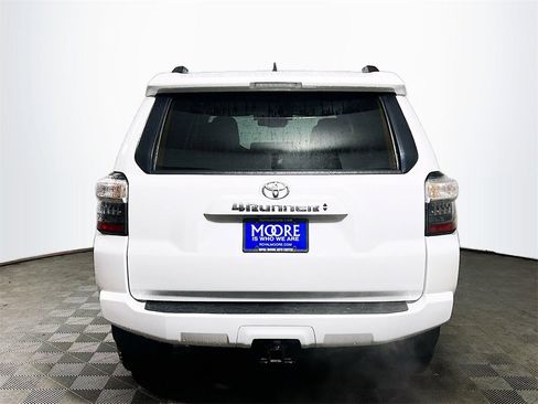Certified 2024 Toyota 4Runner SR5 Premium image 7