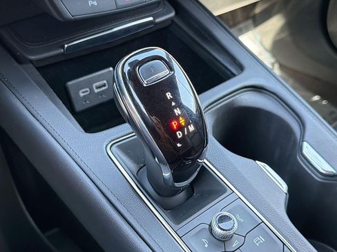 Certified 2024 Cadillac XT4 Premium Luxury FWD image 12