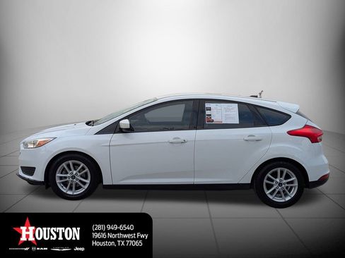 Used 2018 Ford Focus SE image 6
