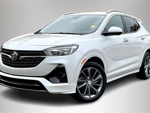Certified 2022 Buick Encore GX Select w/ Sport Touring Package image 3