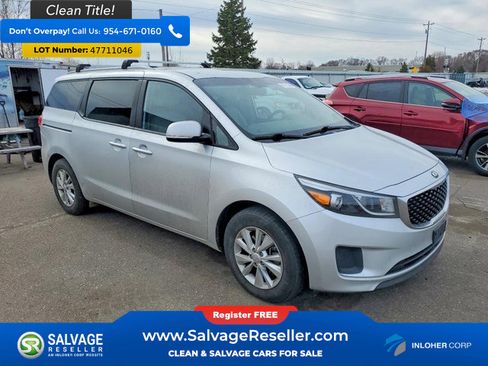 Used 2015 Kia Sedona LX w/ LX Convenience Package FWD image 5