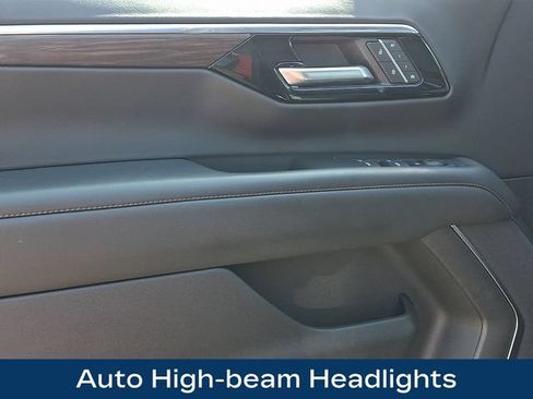 Used 2025 Chevrolet Tahoe Z71 AWD/4WD image 22