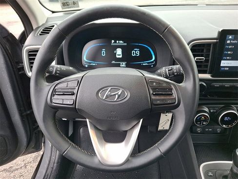 Used 2023 Hyundai Venue SEL w/ Cargo Package image 20