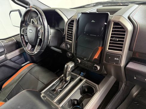 Used 2017 Ford F150 Raptor w/ Equipment Group 802A Luxury AWD/4WD image 32