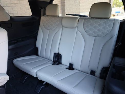 Used 2021 Hyundai Palisade Limited image 22