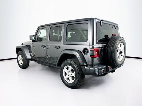Used 2021 Jeep Wrangler Sport S image 5