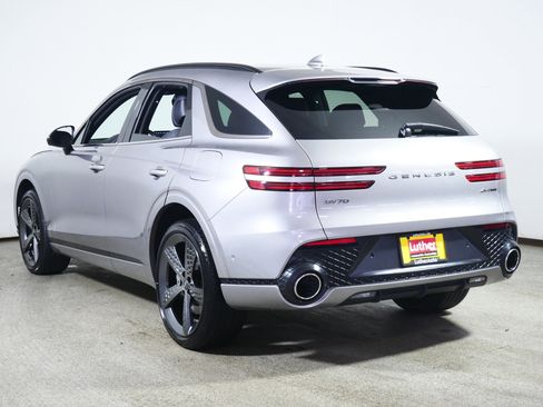 Used 2022 Genesis GV70 3.5T Sport w/ Sport Prestige Package image 5